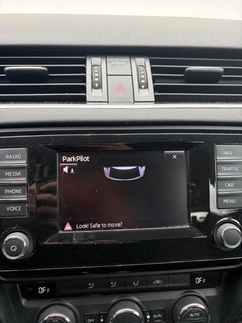 Škoda Octavia Combi 1,6 TDI, fotografija 10
