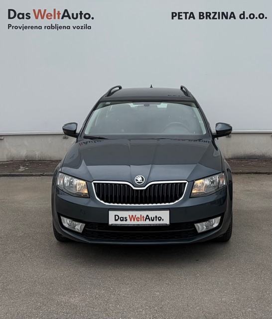 Škoda Octavia Combi 1,6 TDI, fotografija 5