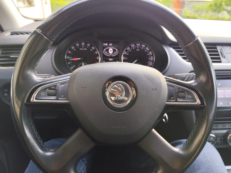 Škoda Octavia Combi 1,6 TDI - REGISTRIRANA GODINU DANA, pogled izvana - slika 5