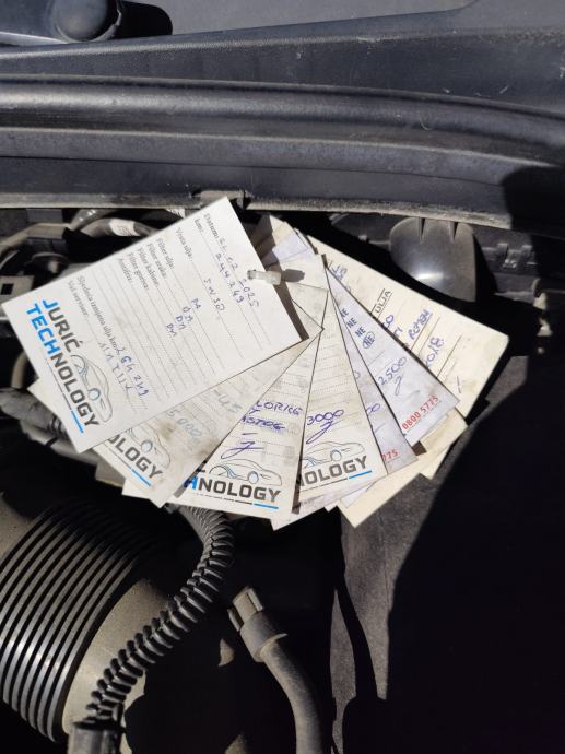 Škoda Octavia Combi 1,6 TDI - REGISTRIRANA GODINU DANA, fotografija 11