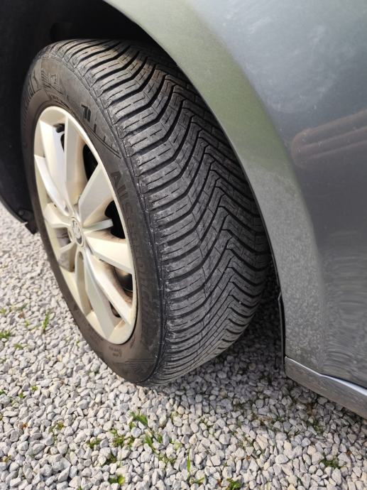 Škoda Octavia Combi 1,6 TDI - REGISTRIRANA GODINU DANA, fotografija 17