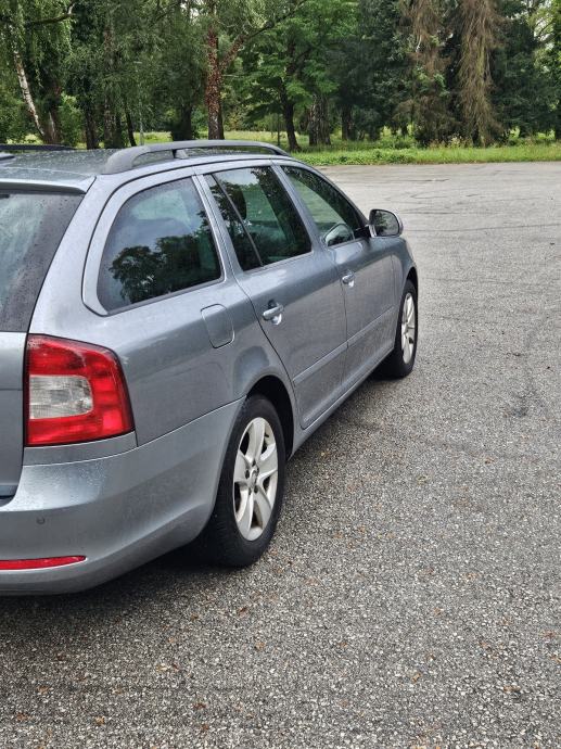 Škoda Octavia Combi 1,6 TDI, fotografija 5