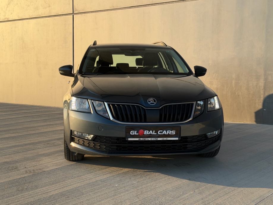 Škoda Octavia Combi 1,6 TDI, fotografija 3