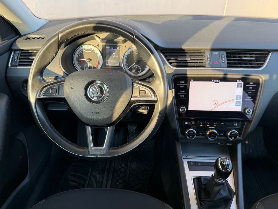 Škoda Octavia Combi 1,6 TDI, fotografija 14