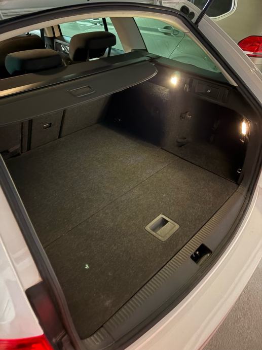 Škoda Octavia Combi 1,6 TDI, fotografija 5