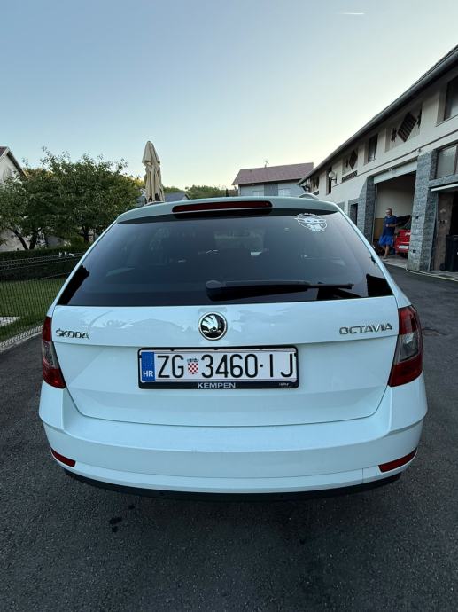 Škoda Octavia Combi 1,6 TDI, pogled izvana - slika 4