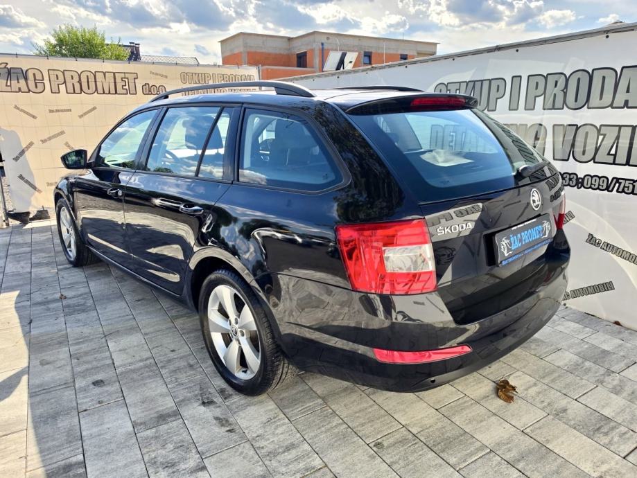 Škoda Octavia Combi 1,6 TDI =KLIMA=REG 4/27= KAO NOV= KARTICE-36 RATA, fotografija 17