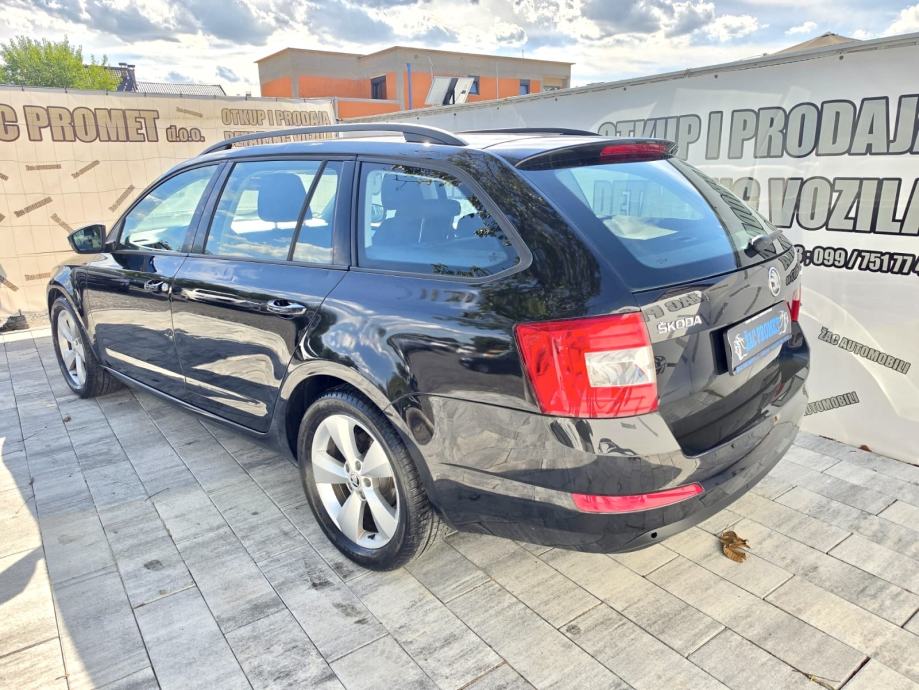 Škoda Octavia Combi 1,6 TDI =KLIMA=REG 4/27= KAO NOV= KARTICE-36 RATA, fotografija 19