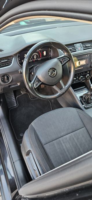 Škoda Octavia Combi 1,6 TDI☆Hr auto☆virtual copit☆full led☆, fotografija 18
