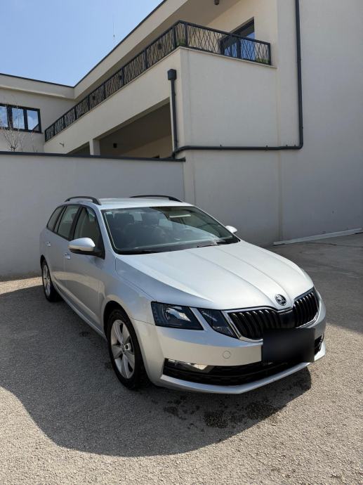 Škoda Octavia Combi 1,6 TDI, fotografija 3