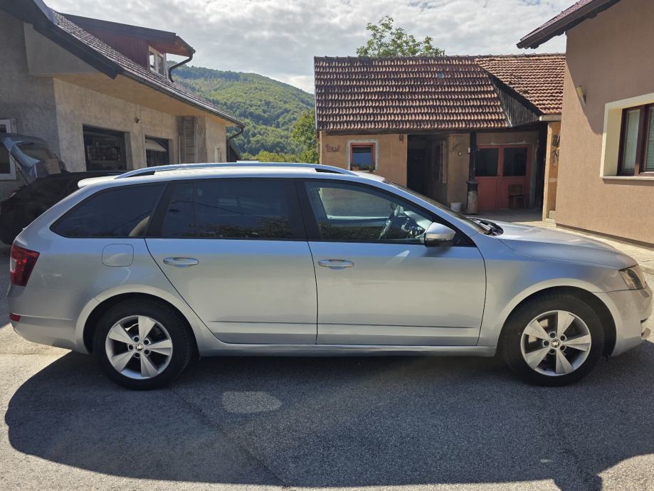 Škoda Octavia Combi 1,6 TDI, pogled izvana - slika 4