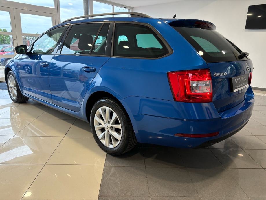Škoda Octavia Combi 1,6 TDI, fotografija 4