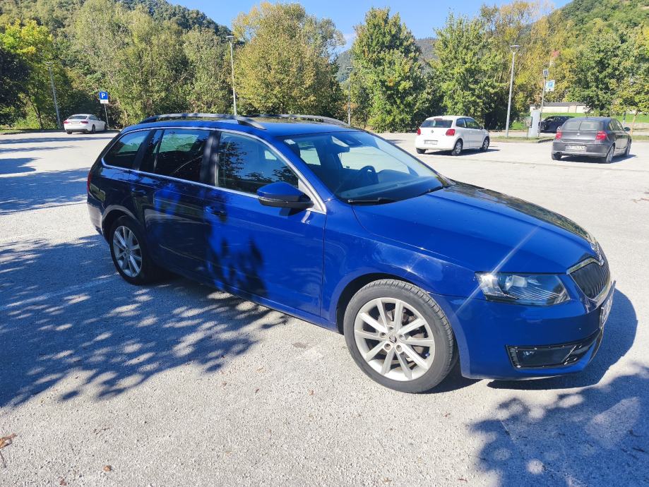 Škoda Octavia Combi 1,6 TDI, fotografija 2