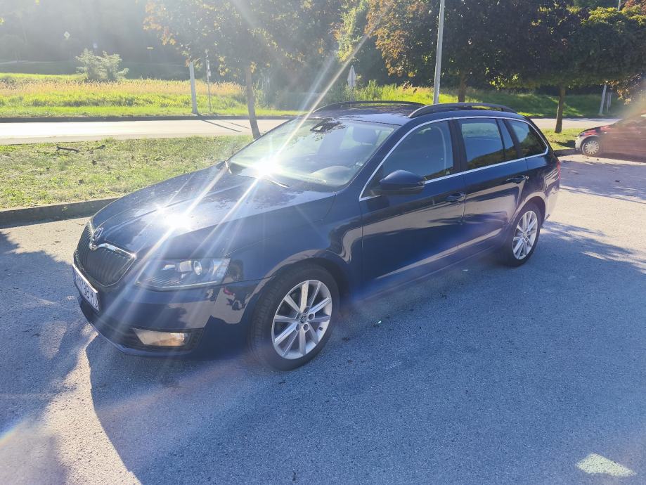 Škoda Octavia Combi 1,6 TDI, fotografija 3