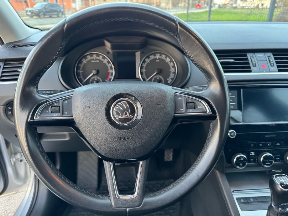 Skoda Octavia Combi 1.6 TDI, fotografija 10