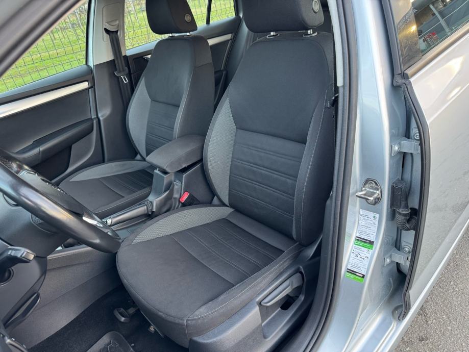 Skoda Octavia Combi 1.6 TDI, fotografija 7