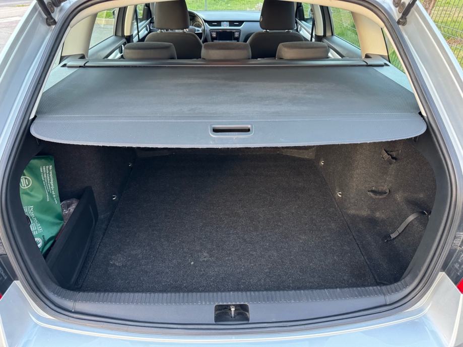 Skoda Octavia Combi 1.6 TDI, fotografija 9