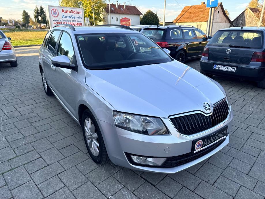 Škoda Octavia Combi 1,6 TDI, fotografija 2