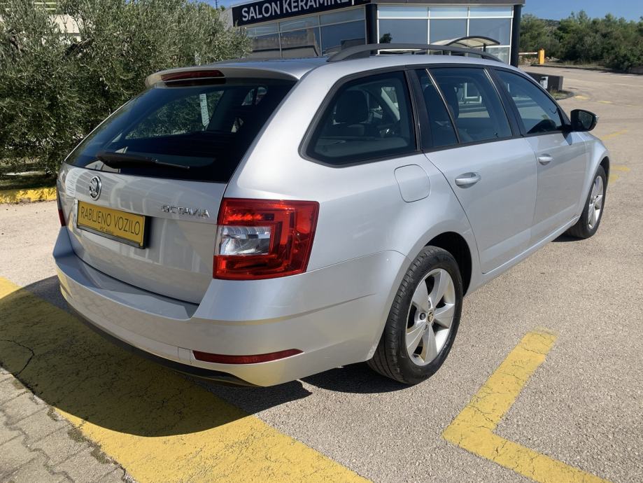 Škoda Octavia Combi 1,6 TDI Style - JAMSTVO, fotografija 5
