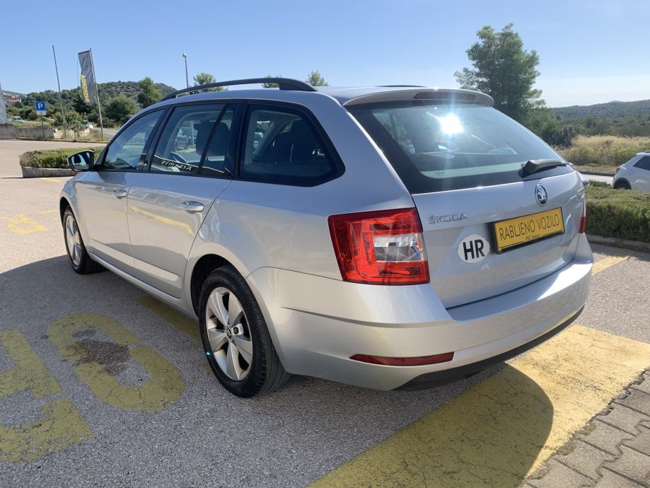 Škoda Octavia Combi 1,6 TDI Style - JAMSTVO, fotografija 7
