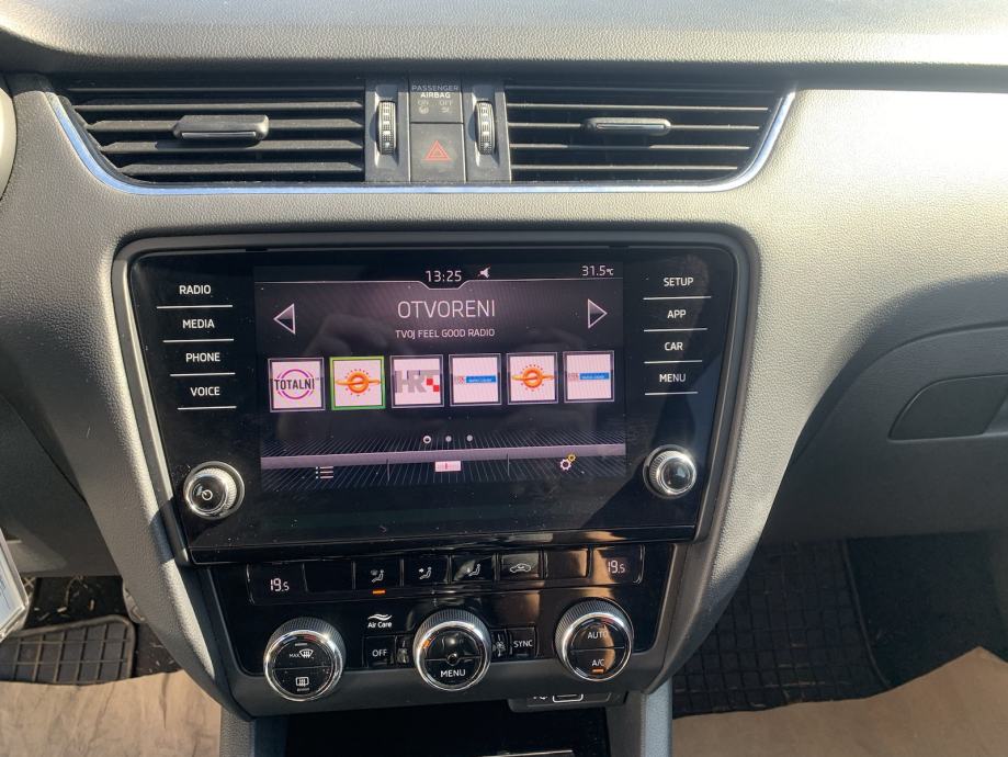 Škoda Octavia Combi 1,6 TDI Style - JAMSTVO, fotografija 14