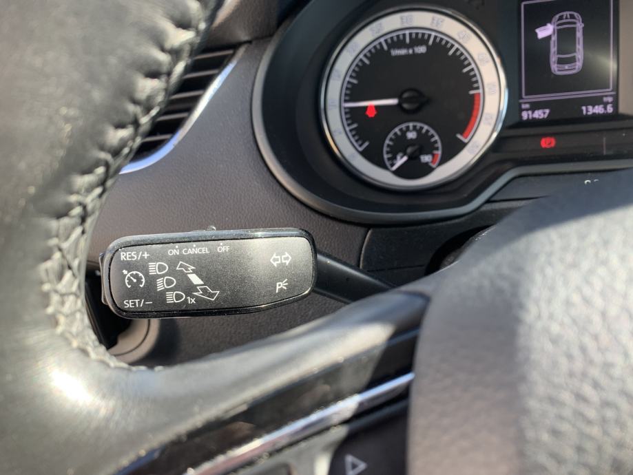 Škoda Octavia Combi 1,6 TDI Style - JAMSTVO, fotografija 18