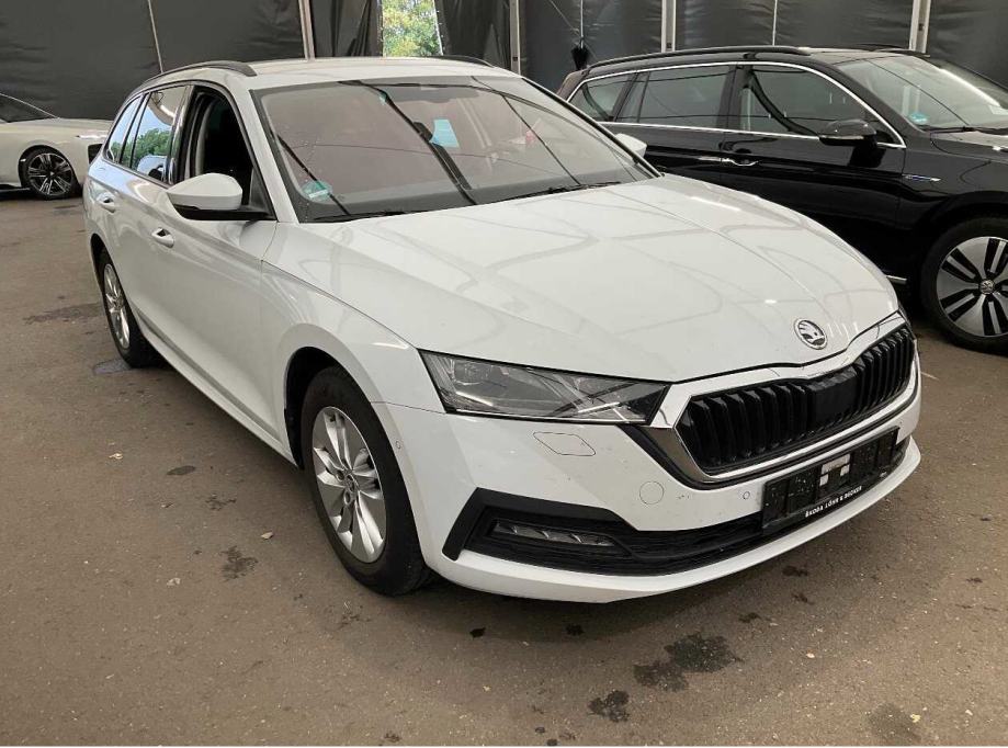 Škoda Octavia Combi 2,0 TDI 150 KS DSG ** U DOLASKU !!, fotografija 2