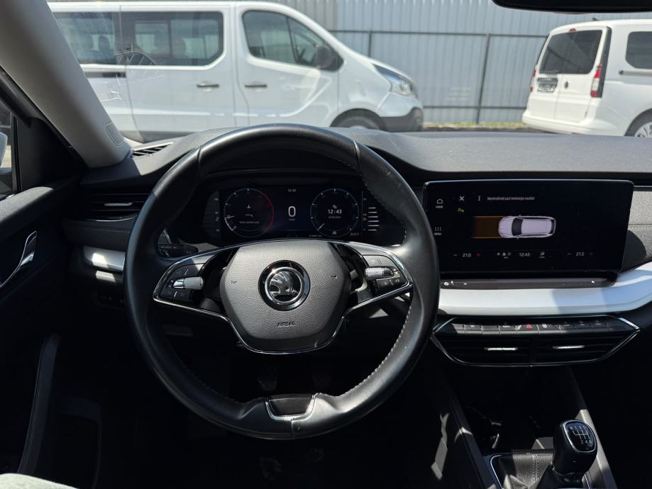 Škoda Octavia Combi 2,0 TDI 2022 GOD 110 KW HR VOZILO U PDV-u SERVISNA, fotografija 15