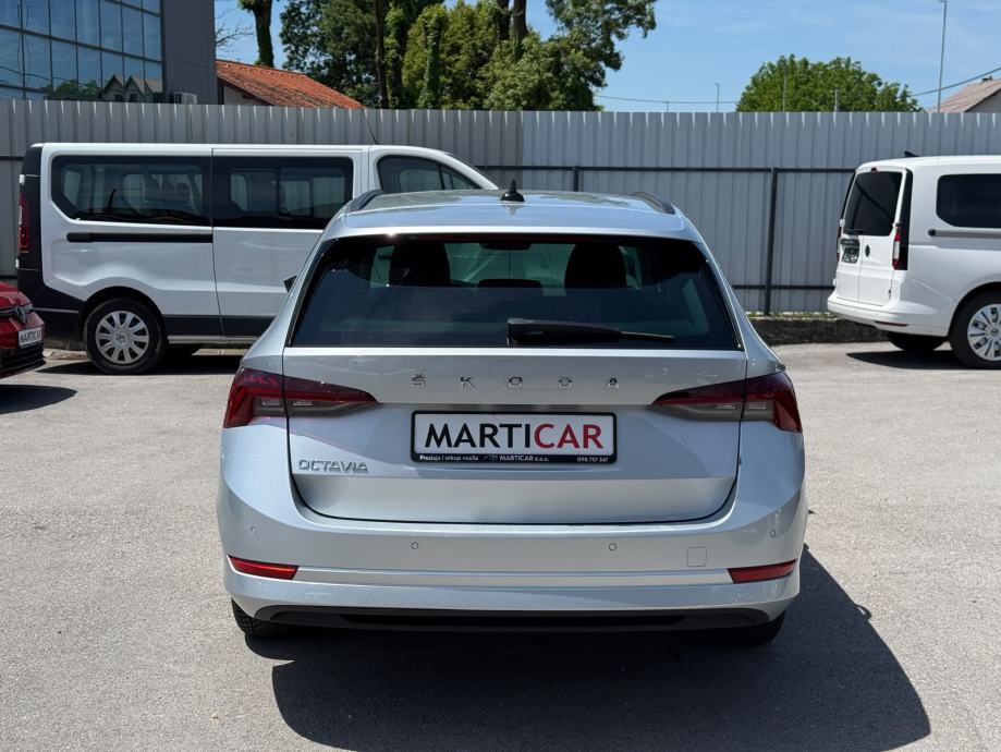 Škoda Octavia Combi 2,0 TDI 2022 GOD 110 KW HR VOZILO U PDV-u SERVISNA, fotografija 4
