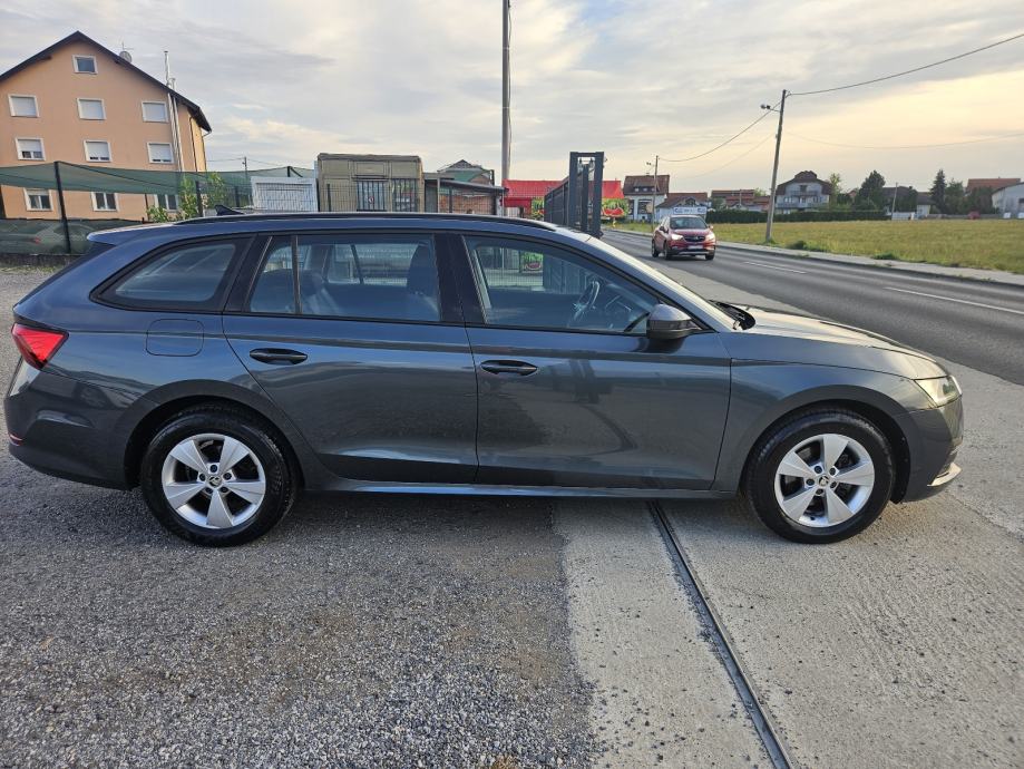 Škoda Octavia Combi 2,0 TDI VIRTUAL / NAVI /DSG/F1/ LED/ 24 MJ.JAMSTVO, fotografija 5