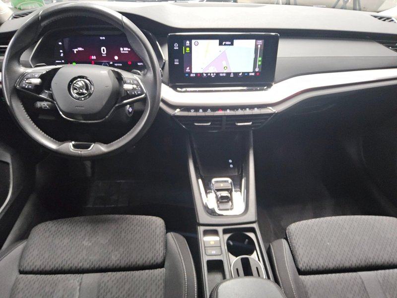Škoda Octavia Combi 2.0 TDI Ambition automatik • ACC • Full LED, fotografija 5