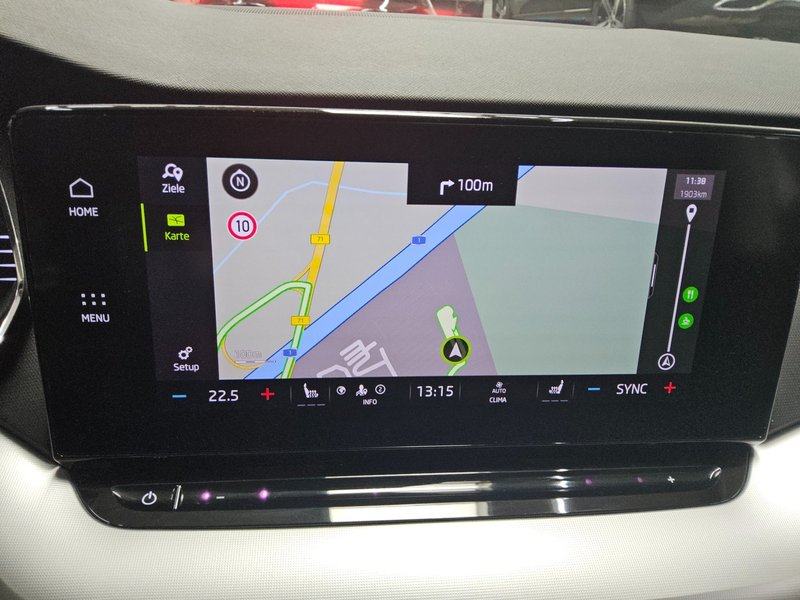 Škoda Octavia Combi 2.0 TDI Ambition automatik • ACC • Full LED, fotografija 7