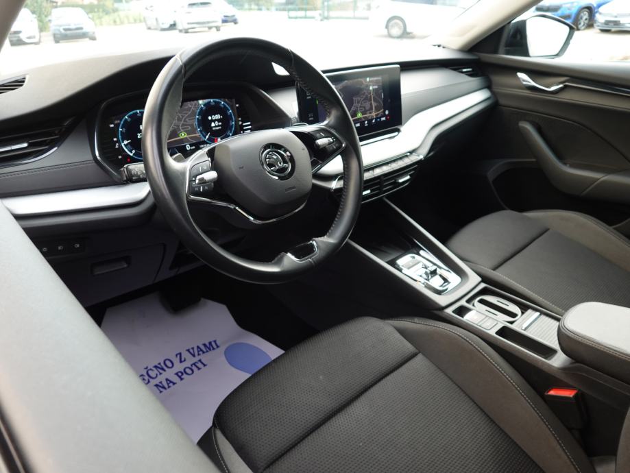 Škoda Octavia Combi 2.0 TDI Ambition DSG+LED+KEYLESS+GRIJ.SJEDALA, fotografija 7