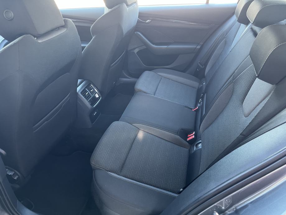 Škoda Octavia Combi 2,0 TDI AMBITION, LEASING BEZ UČEŠĆA I BEZ JAMCA, fotografija 15