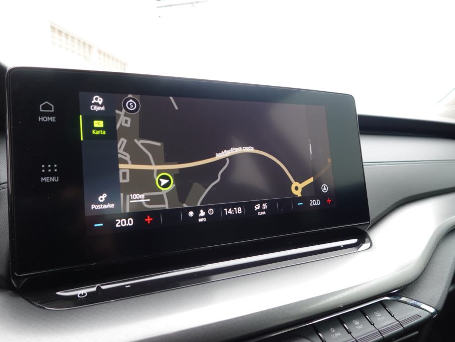 Škoda Octavia Combi 2.0 TDI Ambition+LED+KEYLESS+ACC, fotografija 16