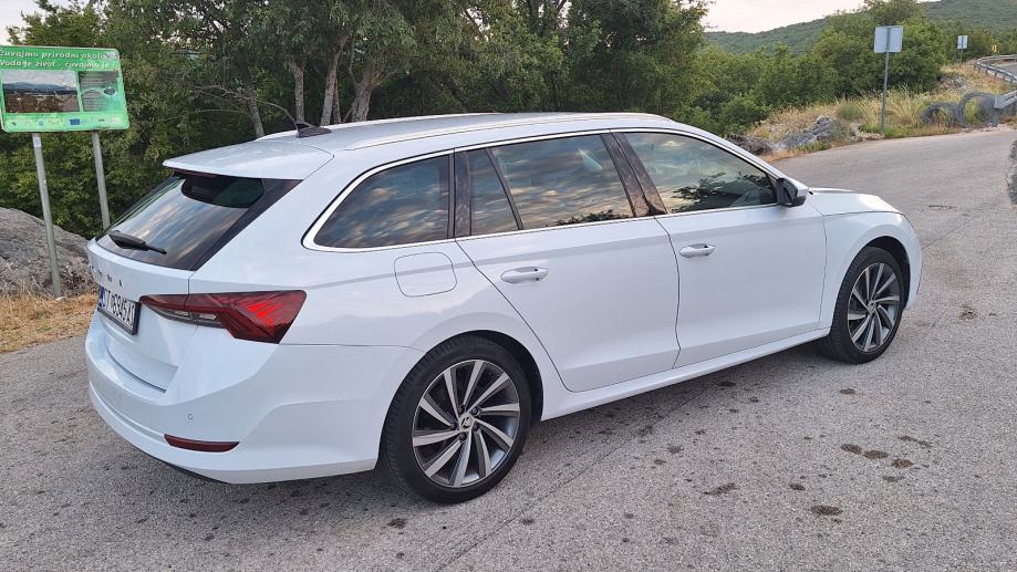 Škoda Octavia Combi 2,0 TDI automatik sa 152000km, fotografija 9