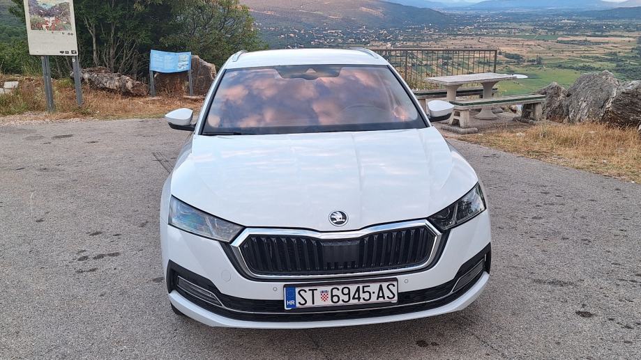 Škoda Octavia Combi 2,0 TDI automatik sa 152000km, fotografija 2