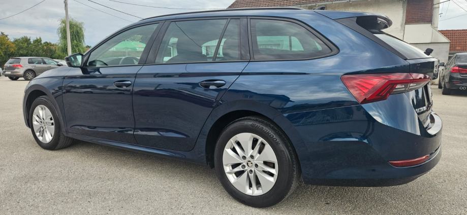 Škoda Octavia Combi 2,0 TDI automatik, fotografija 5