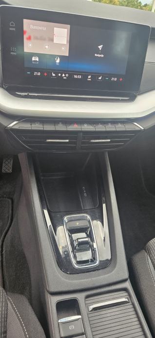 Škoda Octavia Combi 2,0 TDI automatik, fotografija 12