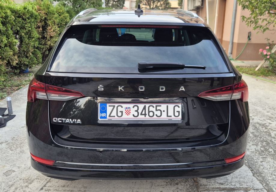 Škoda Octavia Combi 2,0 TDI automatik, pogled izvana - slika 3