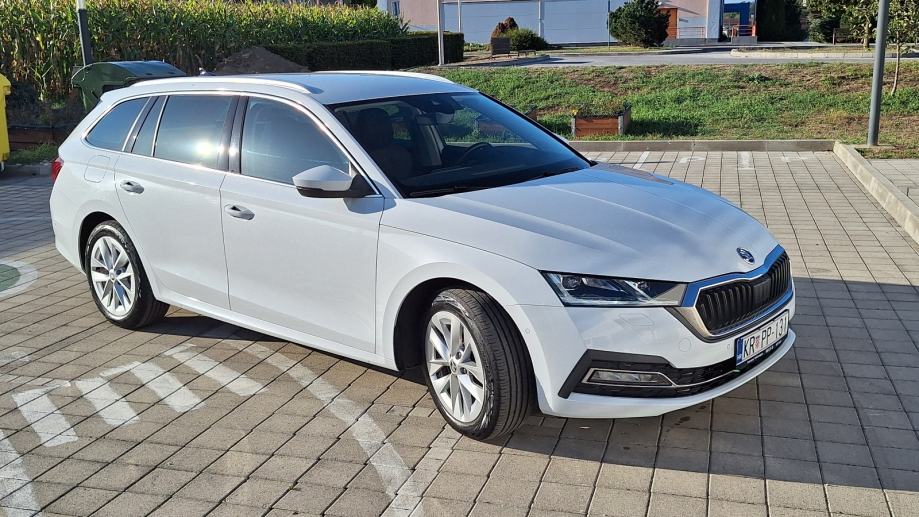 Škoda Octavia Combi 2,0 TDI Style, Webasto, HUD, perla, fotografija 5