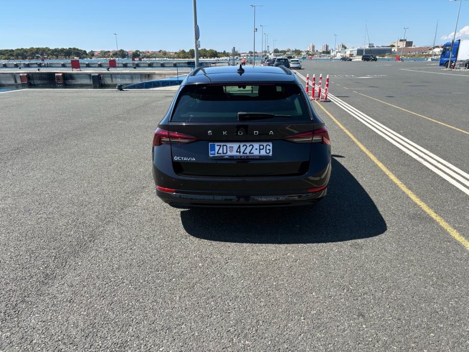 Škoda Octavia Combi 2.0 TDI DSG 150 KS, fotografija 3