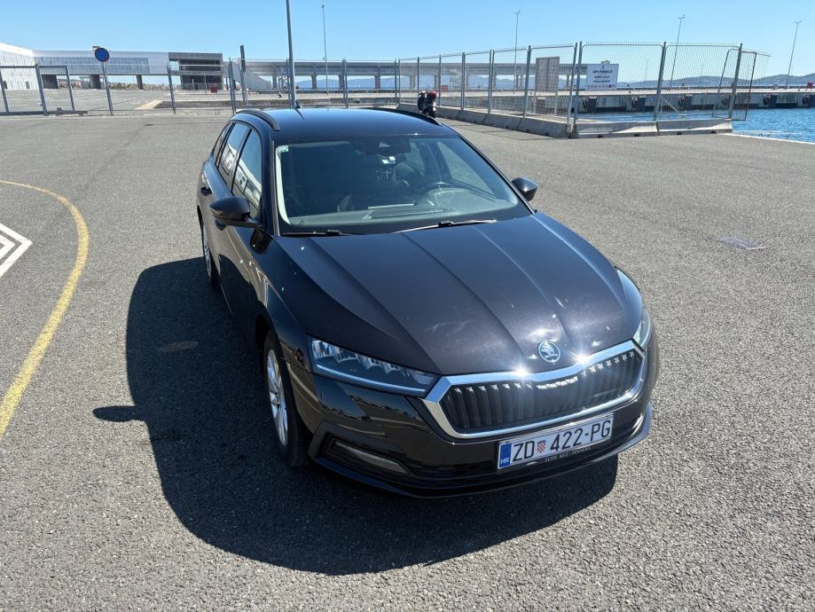 Škoda Octavia Combi 2.0 TDI DSG 150 KS, fotografija 5