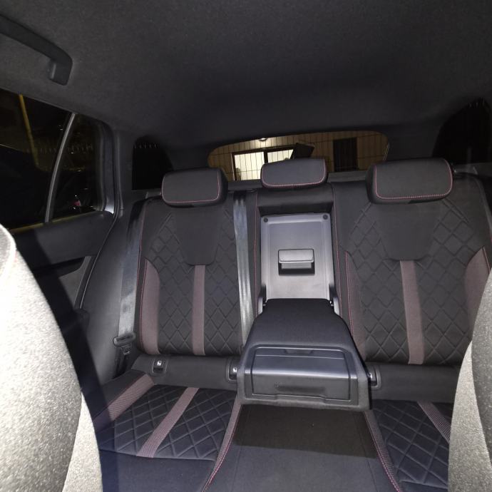 Škoda Octavia Combi 2,0 TDI automatik,napravljen velikk servis, fotografija 12