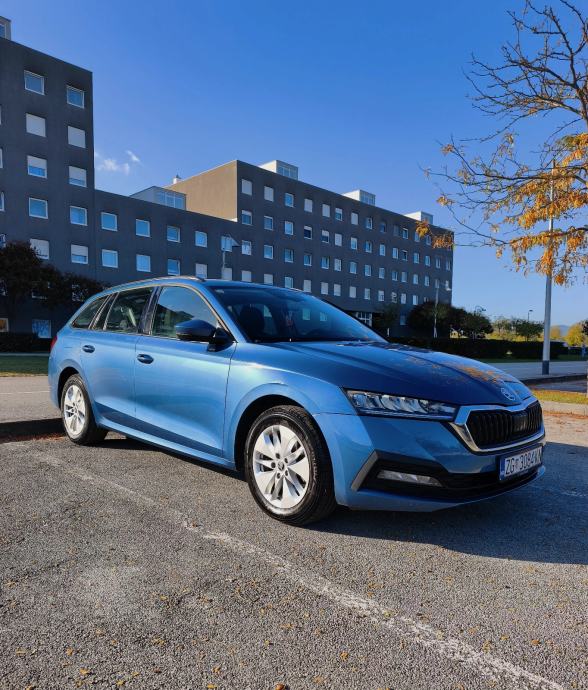 Škoda Octavia Combi 2,0 TDI automatik, fotografija 4