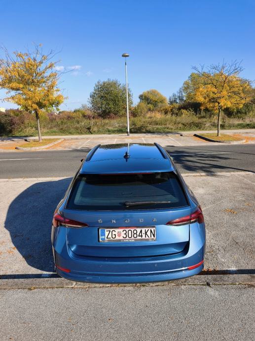 Škoda Octavia Combi 2,0 TDI automatik, fotografija 8