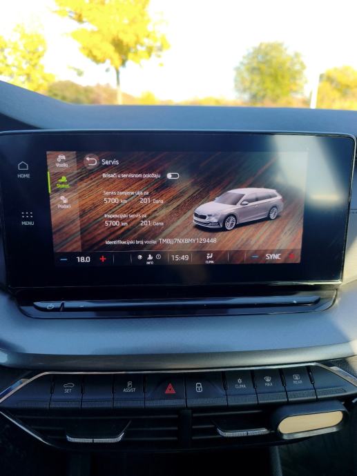 Škoda Octavia Combi 2,0 TDI automatik, fotografija 19