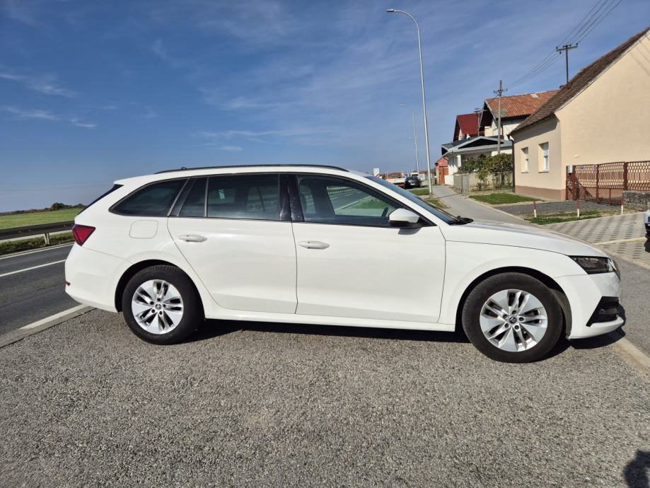 Škoda Octavia Combi 2,0 TDI automatik, fotografija 8