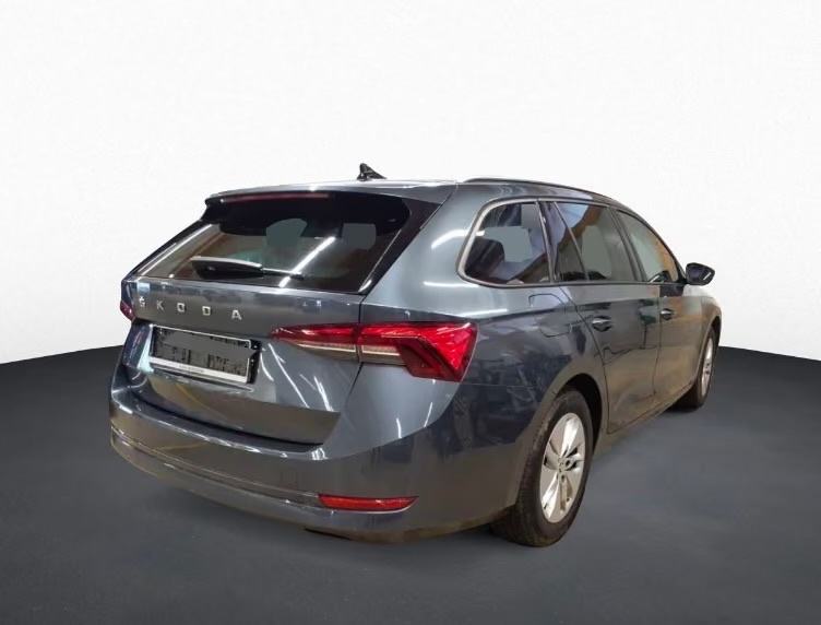 Škoda Octavia Combi 2,0 TDI automatik, fotografija 3