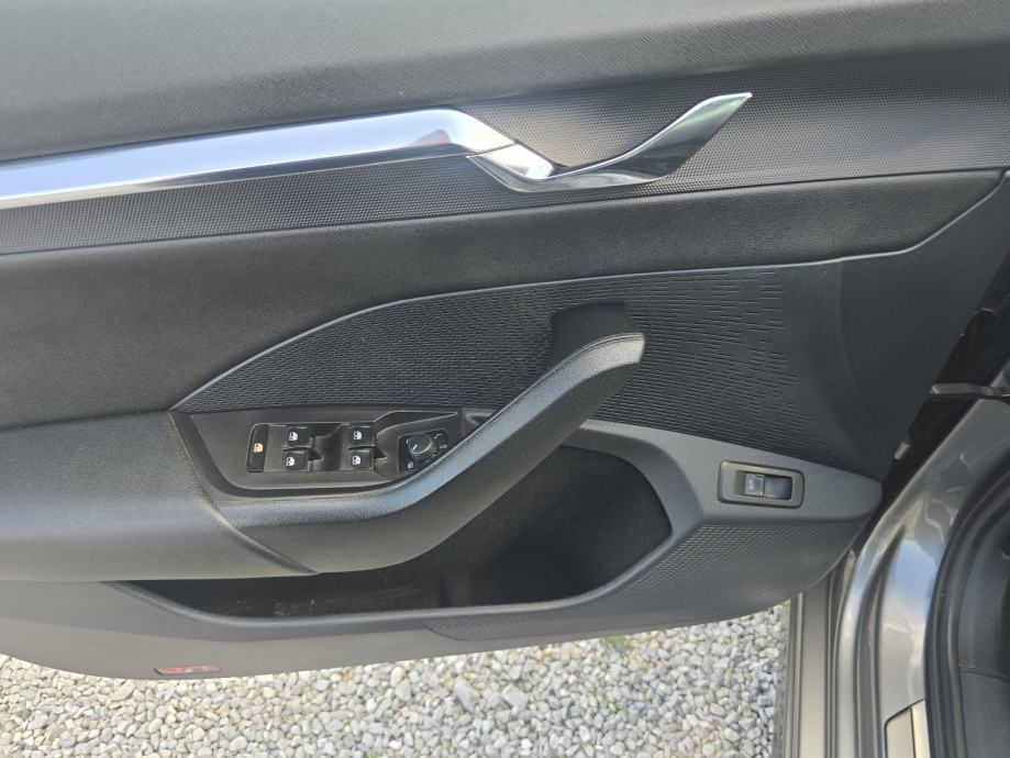 ŠKODA OCTAVIA 2,0 TDI,//AUTOMATIK//VIRTUAL//PANORAMA//JAMSTVO 12MJ, fotografija 18